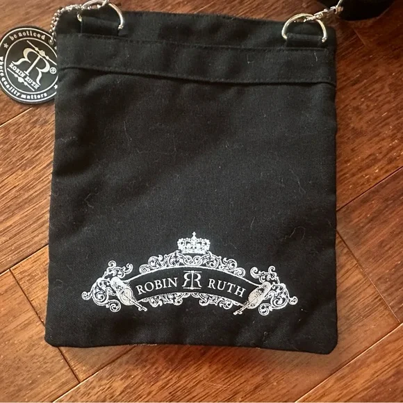 SOLD ON X-POST Robin Ruth Black and White London Crossbody Bag - Picture 7 of 10